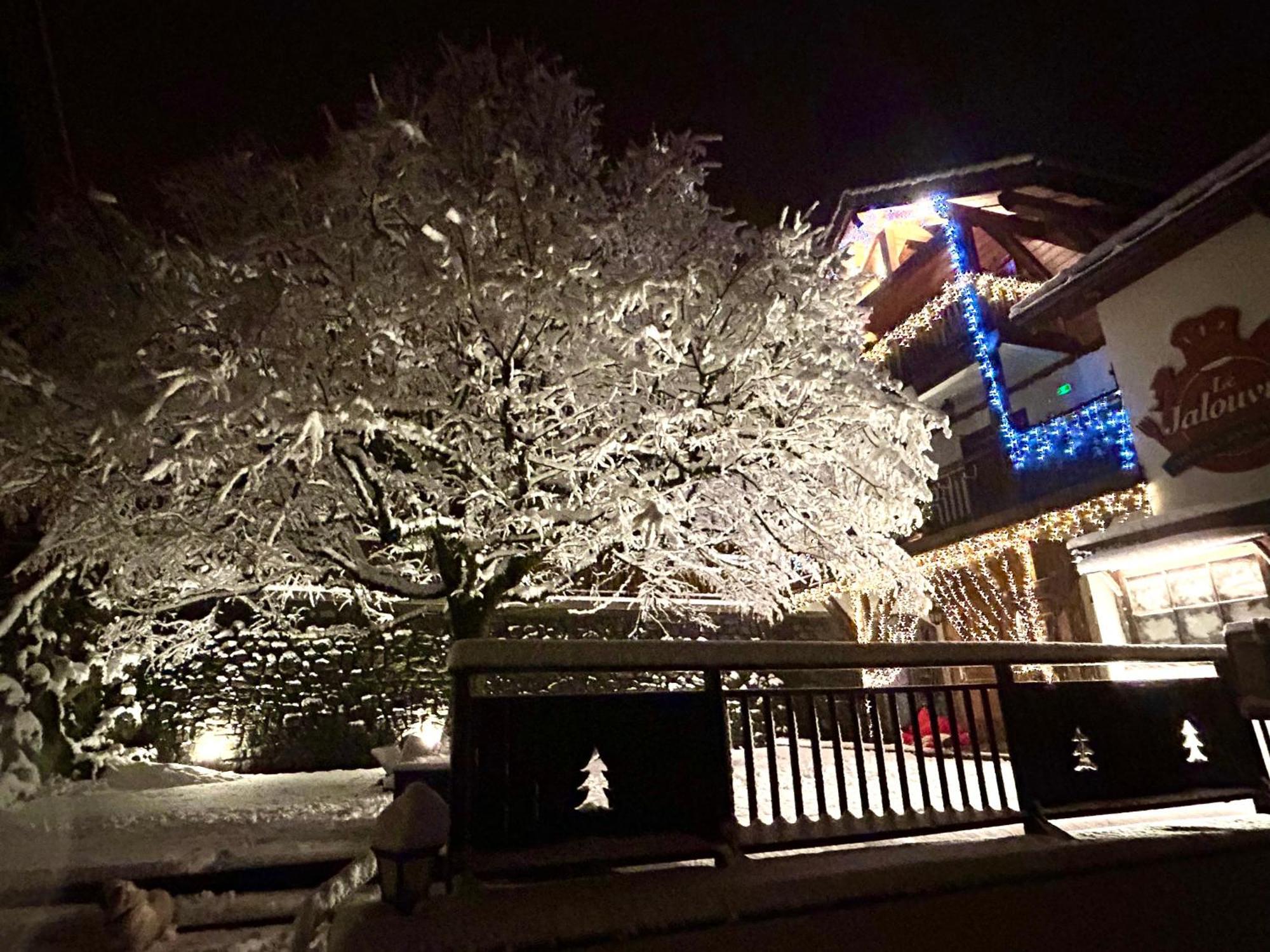 Hotel Le Jalouvre Mont-Saxonnex المظهر الخارجي الصورة